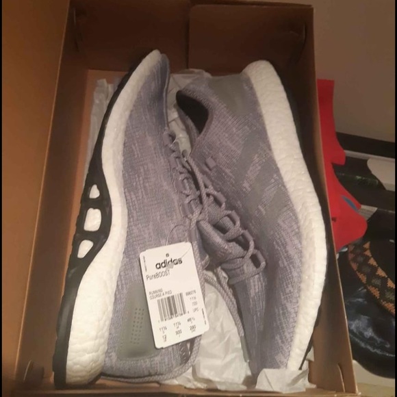 Adidas running shoes - Picture 2 of 2